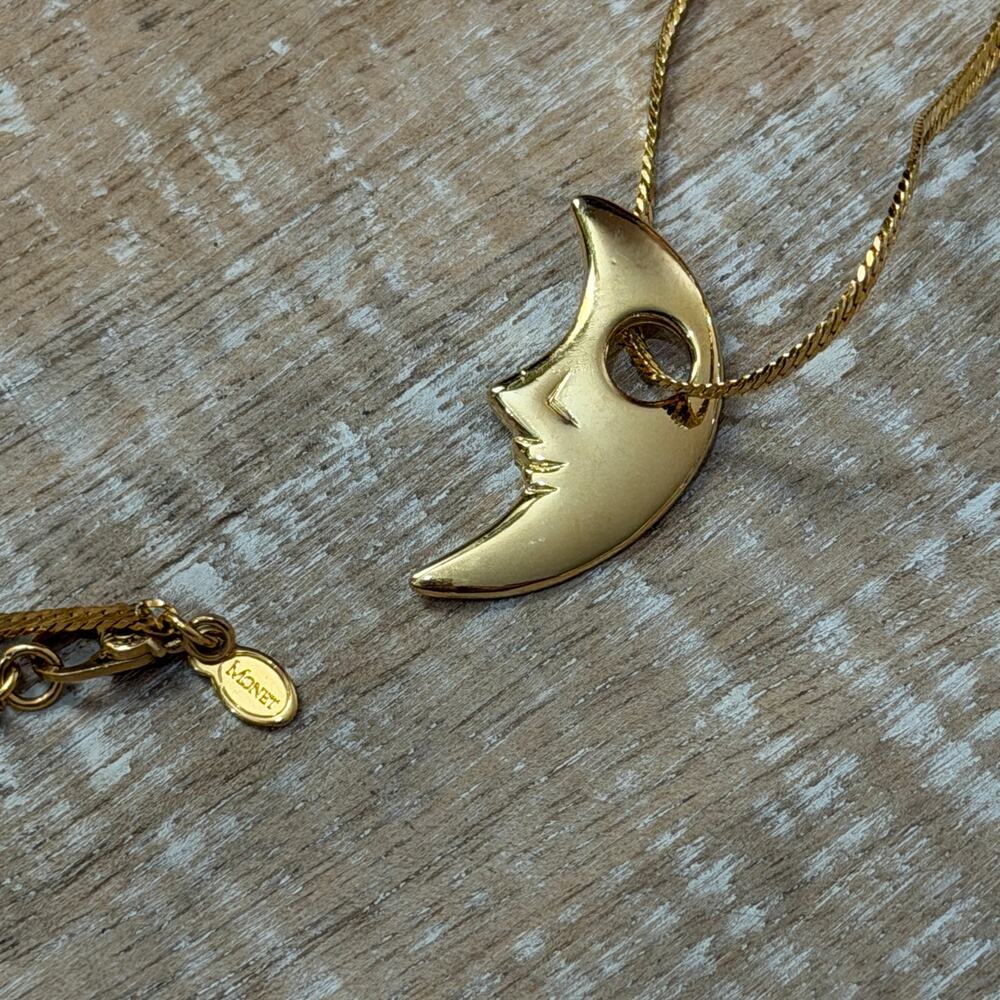 Monet Necklace Pendant Gold Tone Crescent Moon Face Herringbone Chain Celestial
